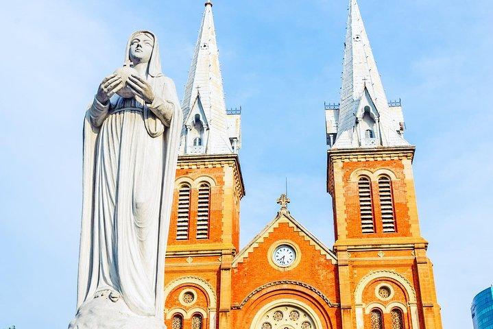 Ho Chi Minh City Shore Excursion: Private City Tour Including Cyclo Ride