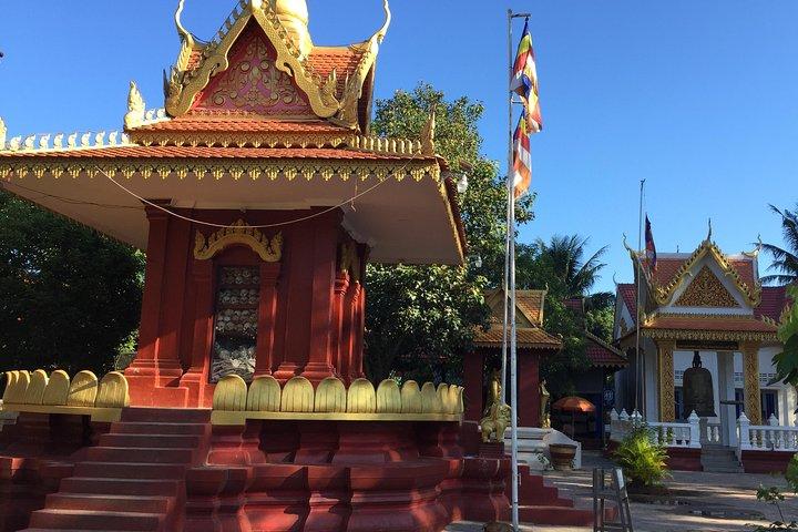 Private Tour: HERO Rats & Angkor National Museum