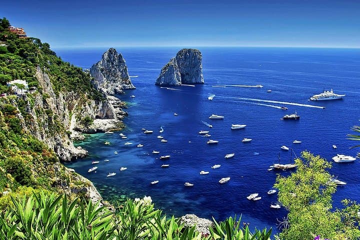 Capri Island Day Trip with Lunch from Naples
