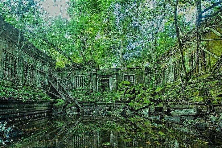 A-Day Siem Reap Adventure Tour To Kampong Khleang & Beng Mealea
