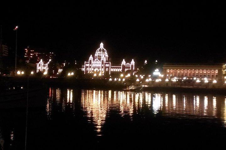 Two-Hour Luxury City Tour of Victoria