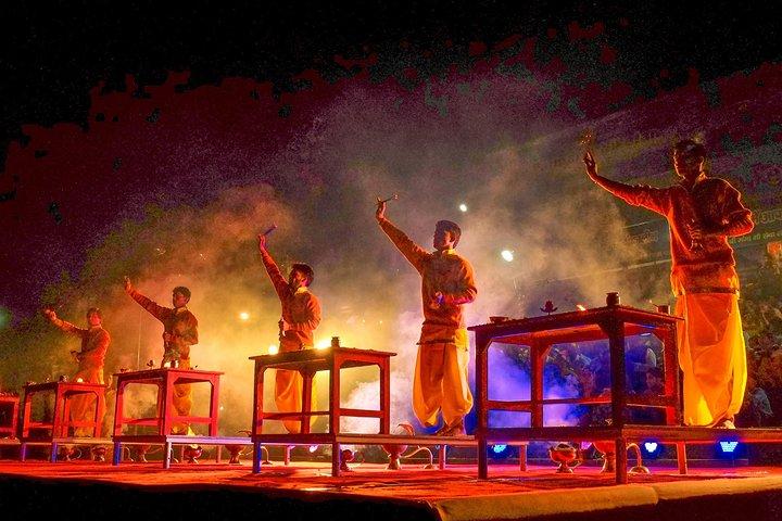 Rishikesh: Guided Walk to Ganga Aarti, Ashrams & Temples
