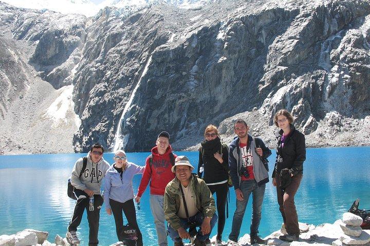 Full-Day Hike to Lake 69 in the Cordillera Blanca from Huaraz, Peru