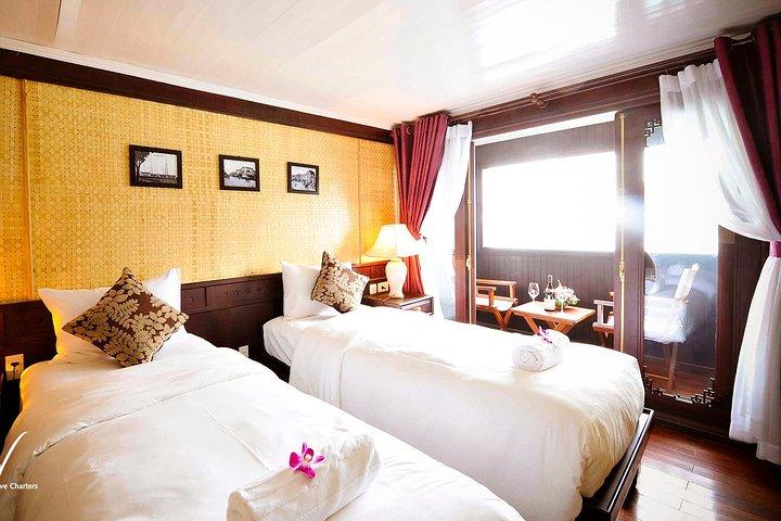 3-Day Halong Bay Junk Boat Cruise from Hanoi