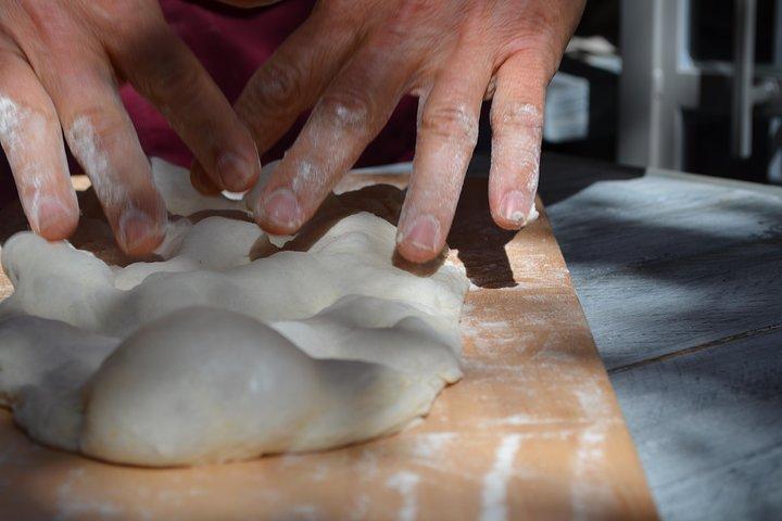 Rome: Private Cooking Class with Market Shopping Tour