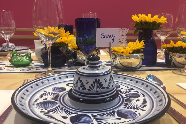 Regional Mexican Cooking Class and Market Tour