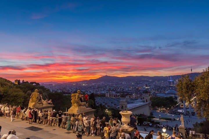 Barcelona Private 4 hours Shore Excursion with private vehicle and guide