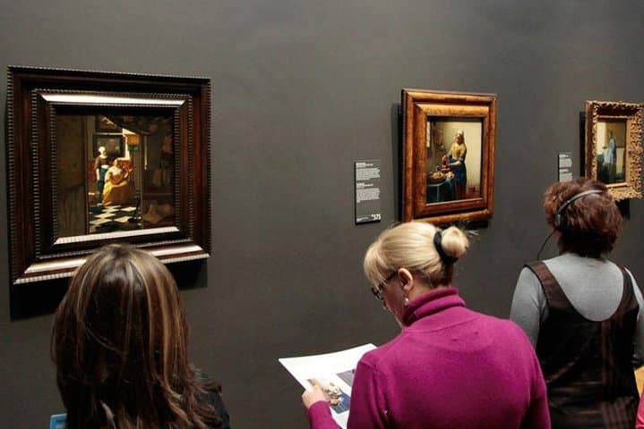 Rijksmuseum Amsterdam Exclusive Guided Tour w/ Reserved Entry