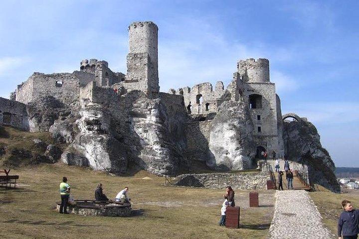 Castles Tour by The Eagles' Nests Trail, day tour from Krakow