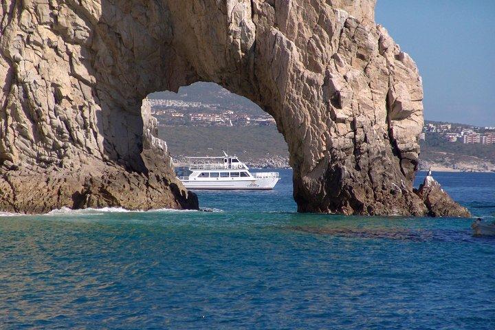 Fiesta Dinner Cruise in Cabo with Dinner