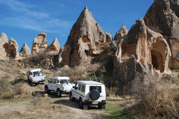 Cappadocia: Sunrise and Sunset Jeep Safari