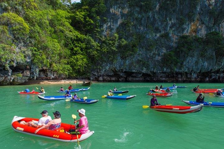 Amazing Phang Nga Bay Day Trip with Kayaking & Snorkelling