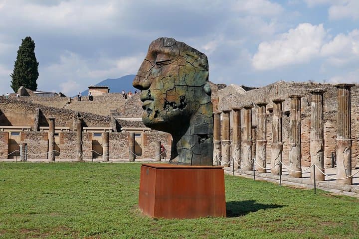 Explore Pompeii & Amalfi in One Day from Naples with Free Time