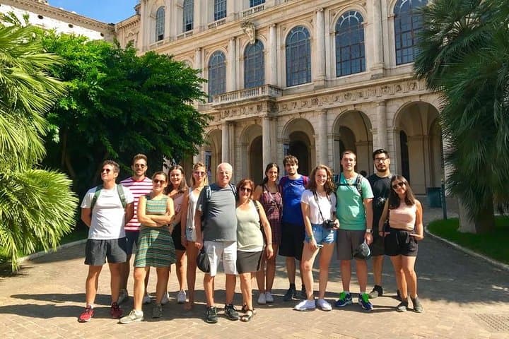 Best of Rome Walking Tour including Trevi Fountain