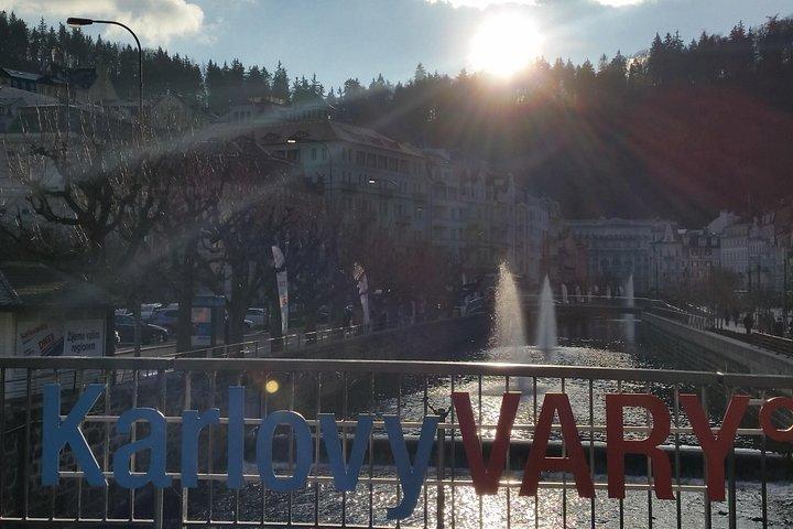 Karlovy Vary day trip from Prague with lunch