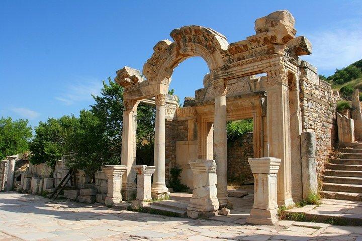 Ephesus and Virgin Marys House in one day from Istanbul