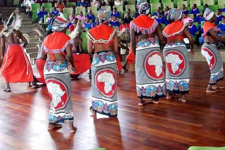 Half-Day Cultural Tour to Bomas Cultural Dances in Nairobi