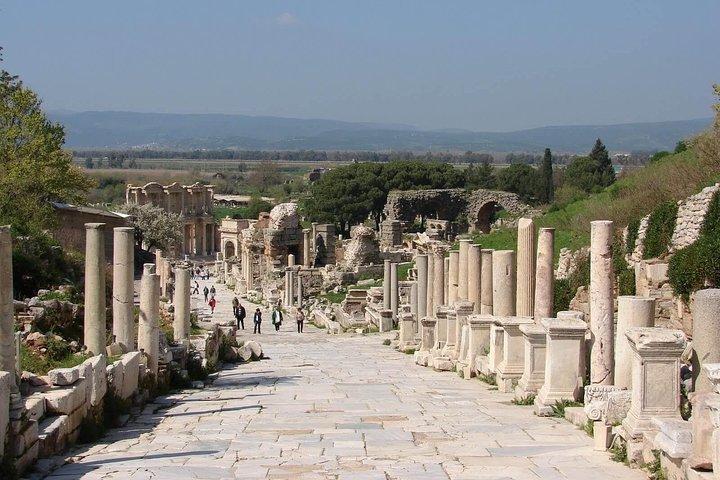 Ephesus and Virgin Marys House in one day from Istanbul