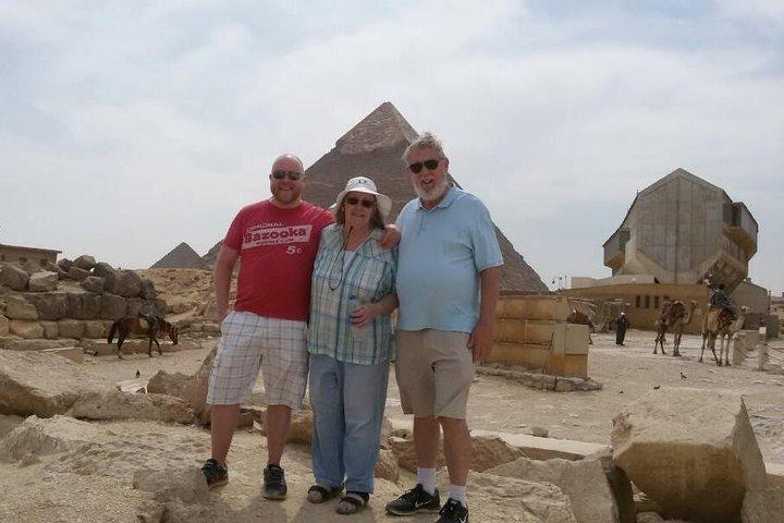 Half Day Trip to Giza Pyramids and The Sphinx with Entrance Fees Included