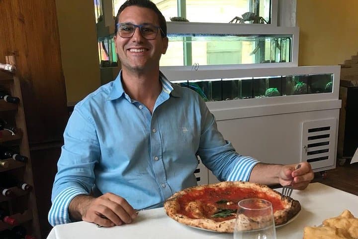 Private Tour to Pompeii Ruins with Pizza in Naples