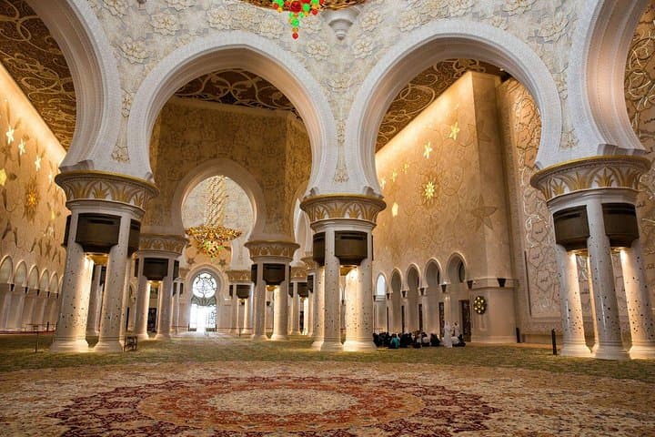Full Day Abu Dhabi Tour with Grand Mosque & Louvre Museum Tickets