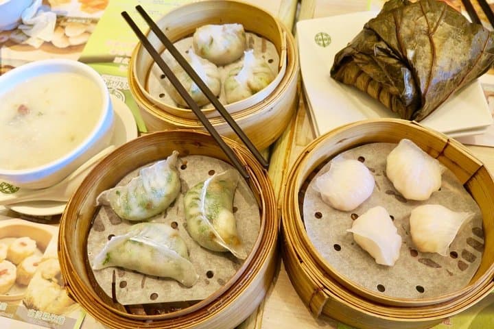 Small-Group Tour: The best bites of Mongkok