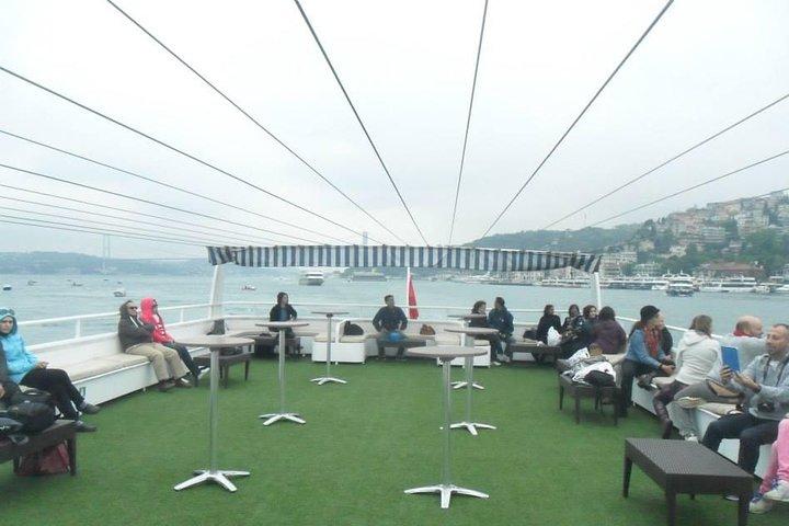 Bosphorus Sightseeing Boat Tour