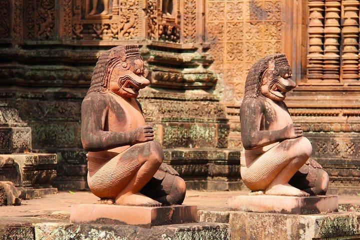 Private Kulen Mountain-Banteay Srei and Kampong Phluk Village