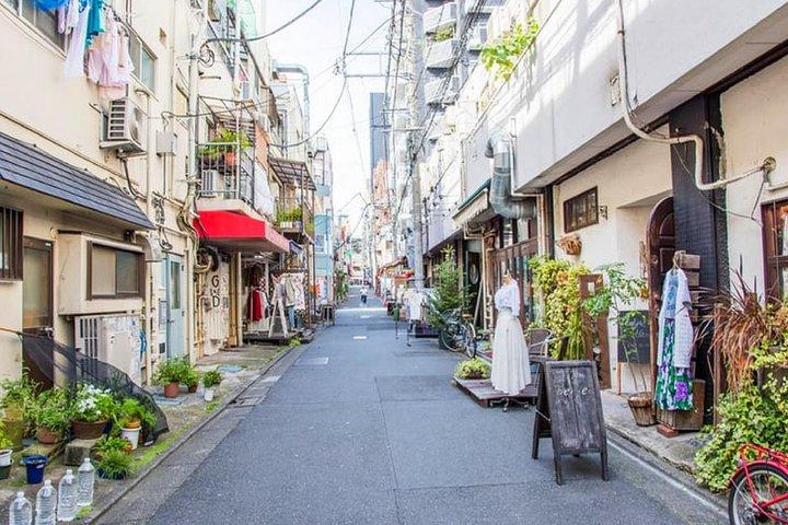Tokyo Private Tour – Discover Koenji’s Vintage & Bohemian Side