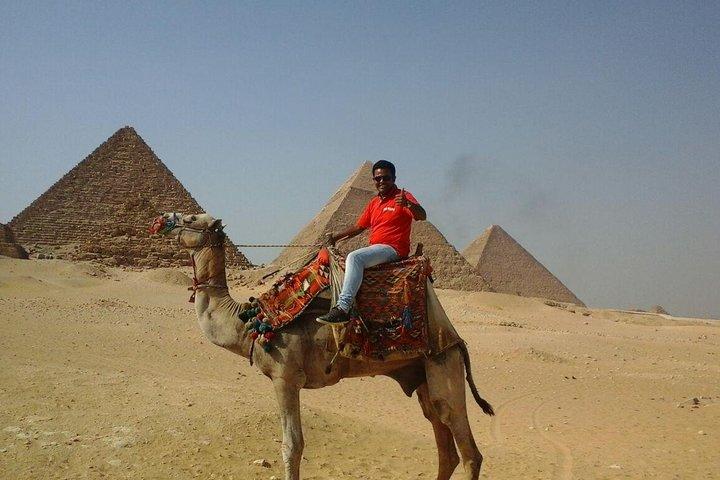 Private Day Tour To Giza Pyramids, Memphis and Sakkara