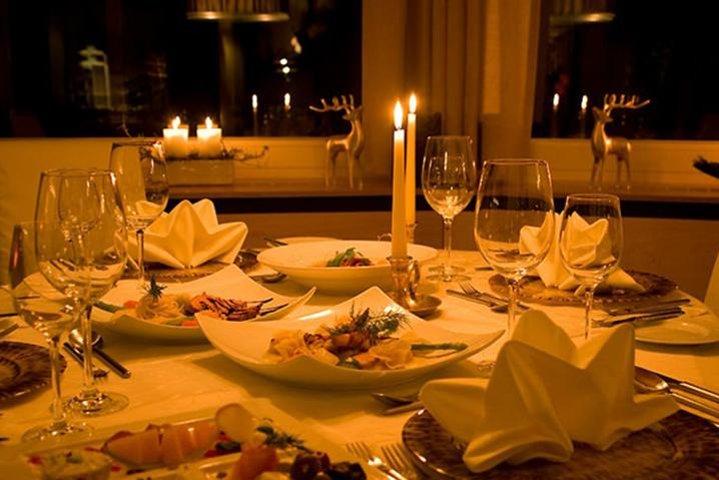 Cairo Nile Dinner Cruise with Folklore & Tanoura Show