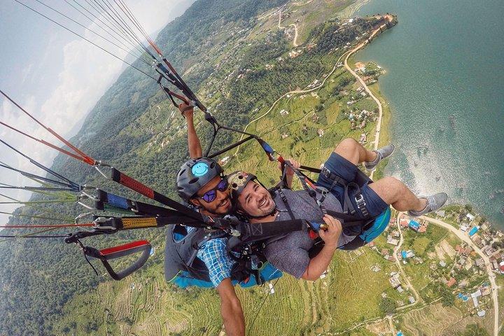 Pokhara: 30-Minute Paragliding Adventure with pick up/drop off