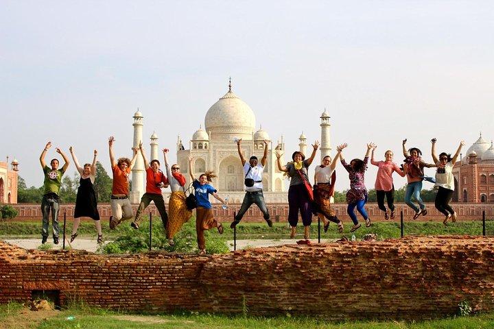 From Delhi: Private Taj Mahal, Agra Fort & Baby Taj Day Trip