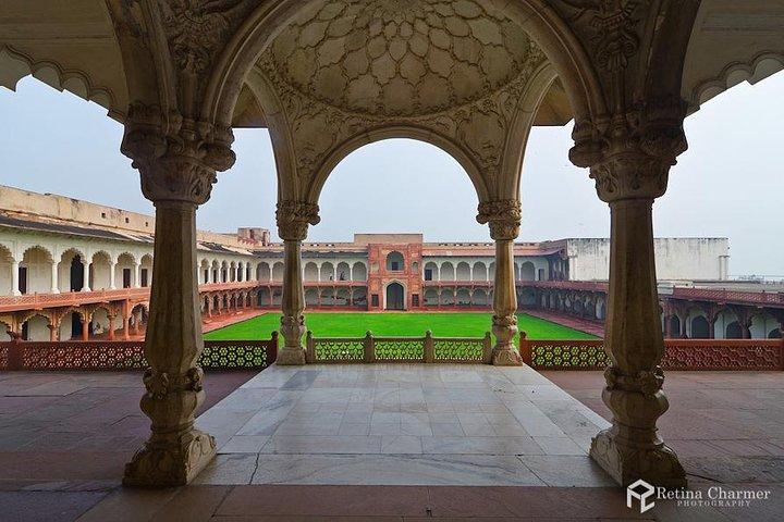 From Agra: Taj Mahal Sunrise, Agra Fort & Baby Taj Tour