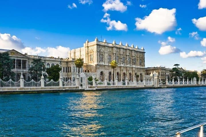 Istanbul Bus and Boat: 5 Hours Guided City Tour & Boat Cruise