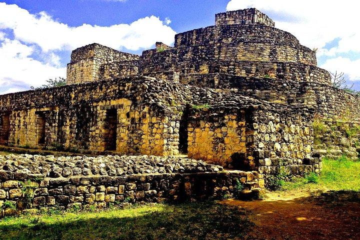 LDS Tour to Ek Balam + Cenote
