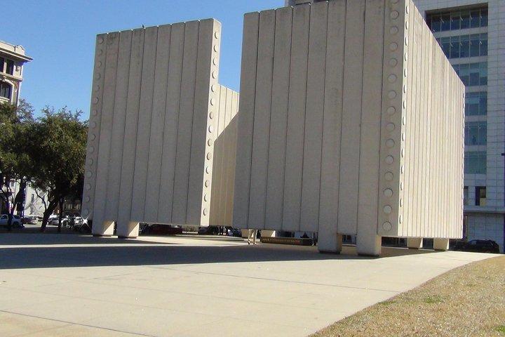 Dallas and Fort Worth City Sightseeing Tour Small-Group