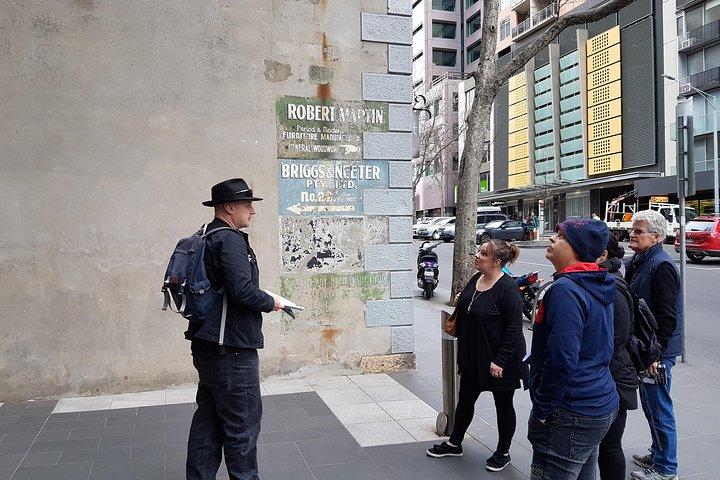 Melbourne Historical Walking Tour: Crime, Gangsters & Lolly Shops
