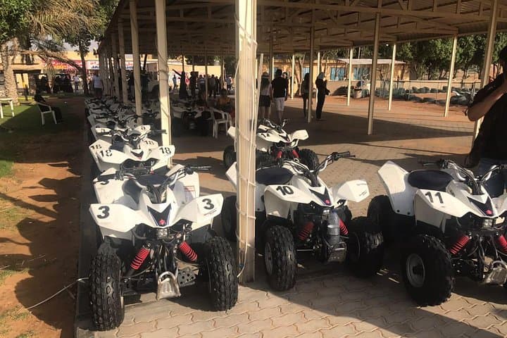 Private Dubai Desert Safari, Luxury 4x4, Dune Bashing, BBQ Dinner