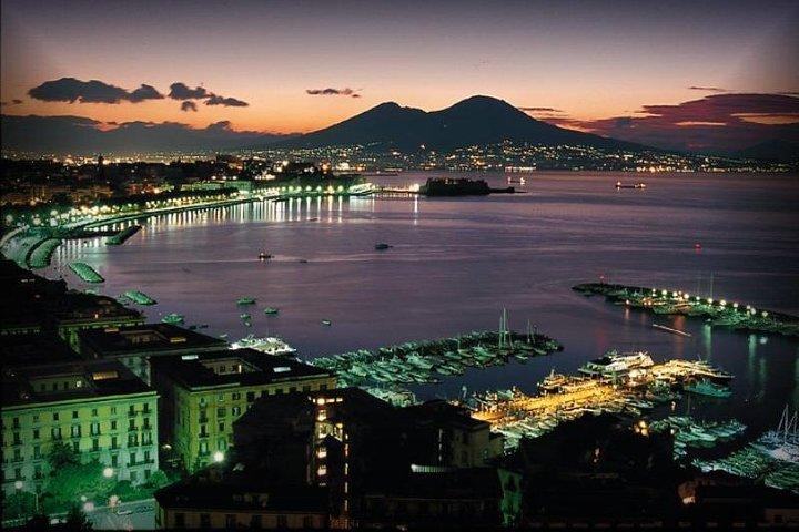 Pizza Tour | Vesuvius & Pompeii included pizza with driver