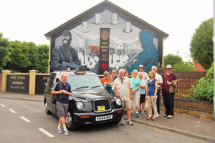 2 Hours Republican & Loyalist Mural Black Taxi Tour from Belfast