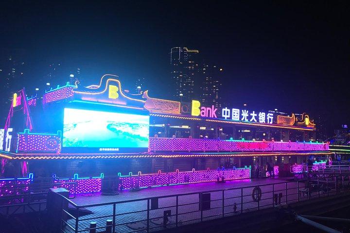 Buffet Dinner at Canton Tower Revolving Restaurant with Pearl River Night Cruise