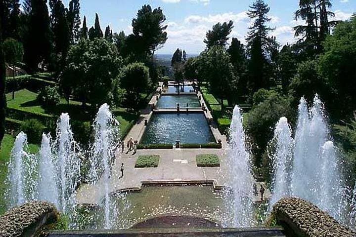 Private Tour: Tivoli Gardens and Countryside Experience from Rome