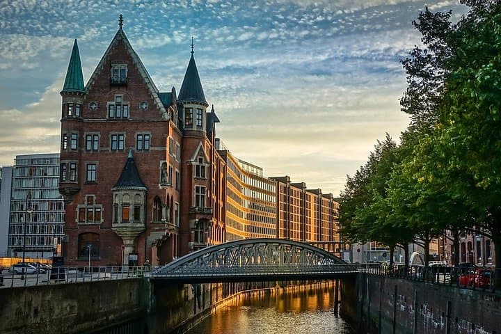 Hamburg Private Walking Tour with a Local