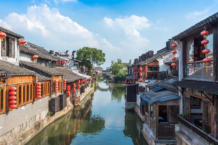 Wuzhen and Xitang Water Town Private Full Day Trip from Shanghai with Lunch and Dinner