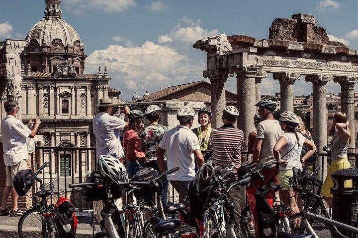 Rome in a Day Cannondale E-Bike Tour with Typical Italian Lunch