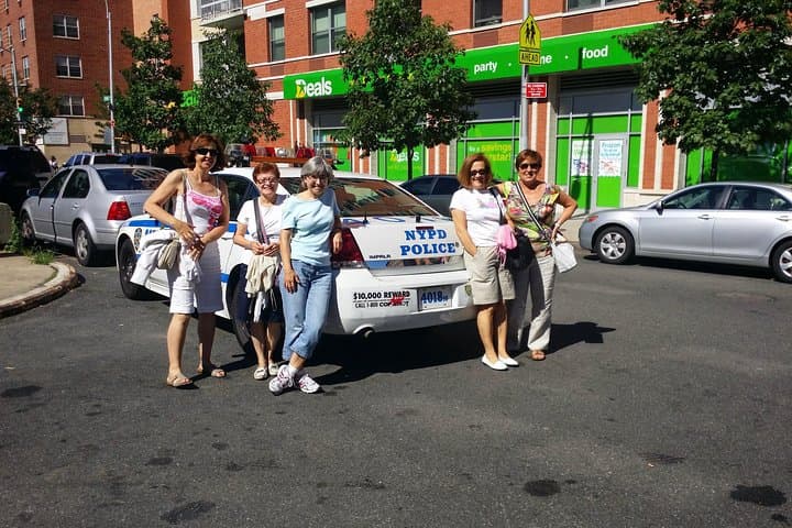 VIP contrasts (We visited Harlem, Bronx, Queens, Brooklyn and Manhattan)