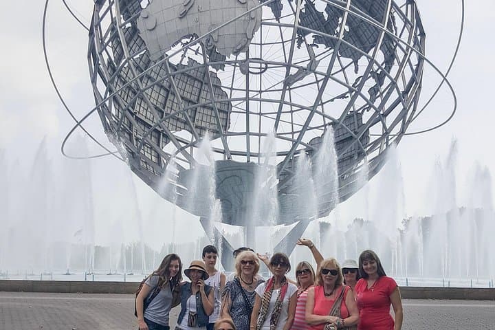VIP contrasts (We visited Harlem, Bronx, Queens, Brooklyn and Manhattan)