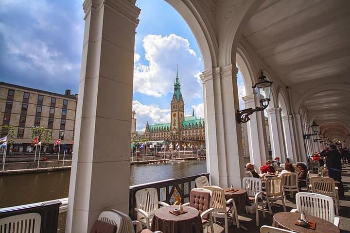Hamburg Private Walking Tour with a Local: Icons & Hidden Gems