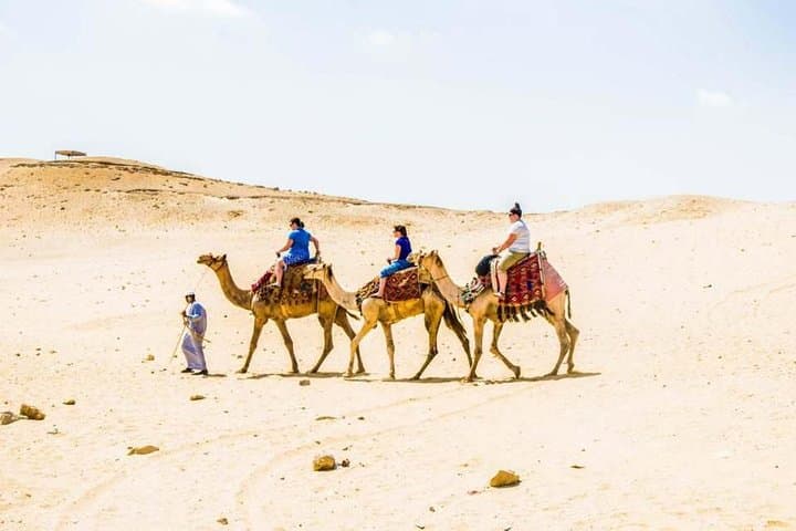 Full-Day Tour from Cairo: Giza Pyramids, Sphinx, Memphis, and Saqqara